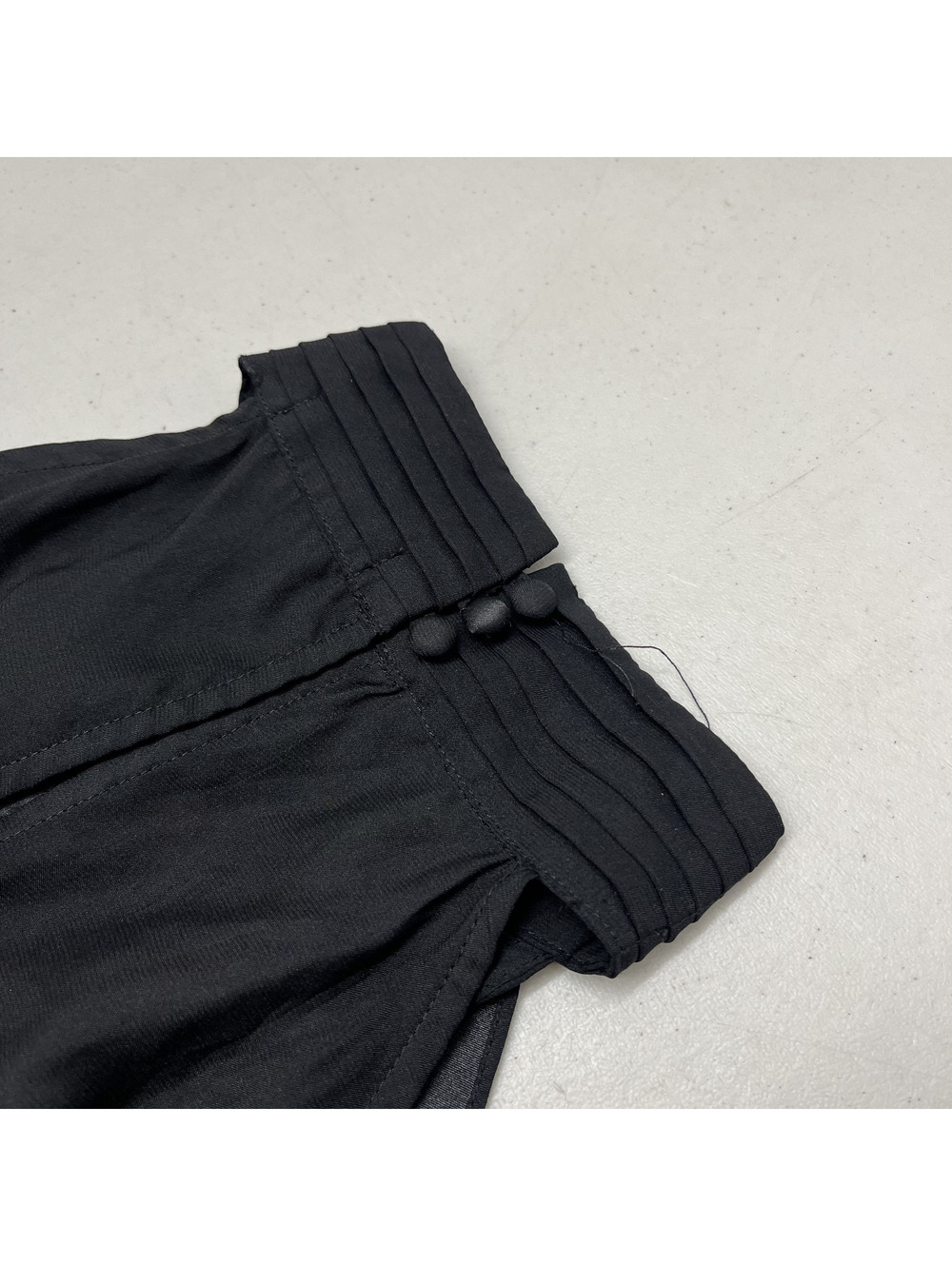 Vintage 100% Silk Black High Neck Top With Dramatic Ruffles Sz S Goth Evening - Picture 7 of 10